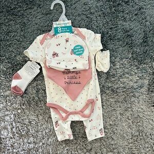 Pink and White 8-Piece Set